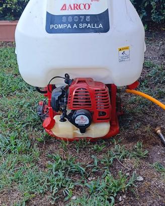 Pompa a zaino Ferrari 