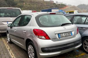 Peugeot 207 1.4 HDi 70CV 5p
