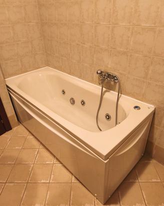 vasca idromassaggio vetroresina Ideal standard 