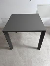 Tavolo quadrato 90x90 allungabile fino a 232