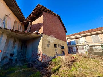 RUSTICO A GASSINO TORINESE