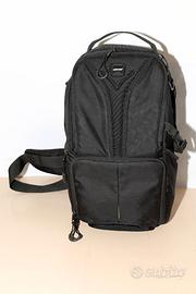Zaino monospalla Neewer nero-verde