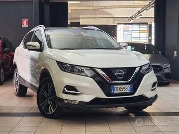 NISSAN Qashqai 1.6 dCi 2WD N-Connecta