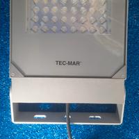 12 Fari di led per campi di padel