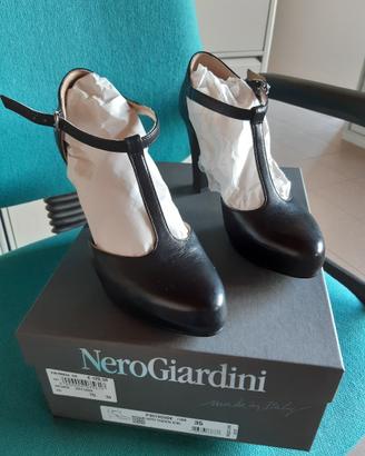 SCARPA DONNA mod.Tanguera -NR.35- NERO GIARDINI