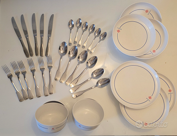 Piatti, scodelle e posate da barca JEANNEAU