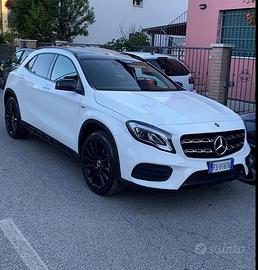 Mercedes 200  executive GLA NIGT EDITION  4 matic