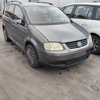 pezzi ricambio volkswagen touran 1.6 benz 16v 2005