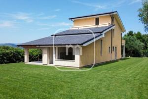 Villa di 170 m² con 5 locali a Zagarolo
