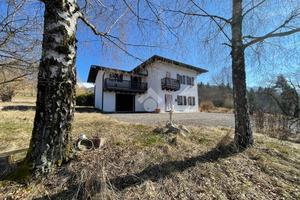 CASA INDIPENDENTE A LIMANA