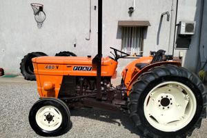 Trattore agricolo Fiat 480 vigneto