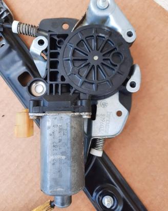 Alzavetro anteriore dx BMW E46
