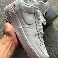 Sneakers basse SupremexNike Air Force 1 bianche/43