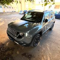 Jeep renegade upland 4xe