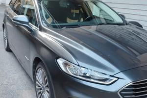 Ford Mondeo SW business 2000 Hybrid 