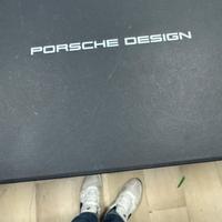 Honor Magic V2 Porsche Design