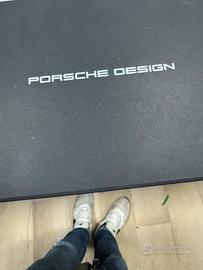 Honor Magic V2 Porsche Design