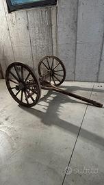 Carretto d’epoca in legno