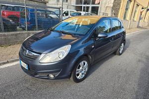 Opel Corsa 1.2 5 porte Club