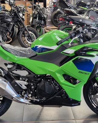 Kawasaki Ninja 500 SE