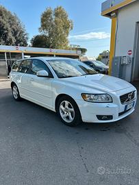 Volvo v50 1.6 2011