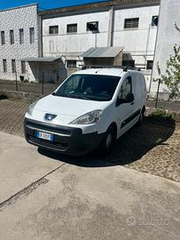 Pegeout partner 1.6 diesel