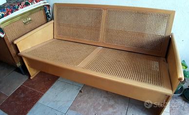 Divanetto legno e rattan 