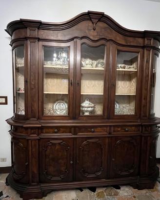 Mobile credenza in stile barocco