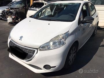 Peugeot 208 2015