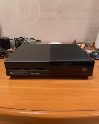 Xbox one completa di tutto + 5 giochi