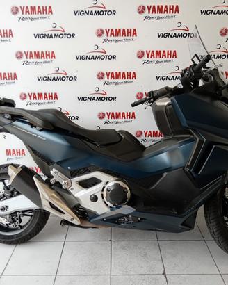 Honda Forza 750