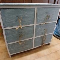 arredamento e 3 sedie 