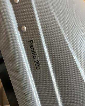 Thule Pacific 200