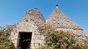 trullo-con-due-stanze-e-circa-7000-mq-di-terreno