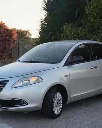 Lancia Ypsilon 1.2 8v 69 Cv Gold - UNIPROPRIETARIO