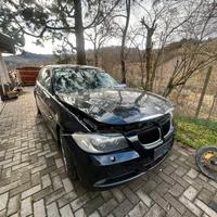 Bmw 320d intera per pezzi