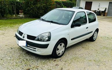 Renault clio 1.2 benzina automatica