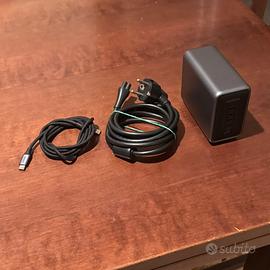 UGREEN Nexode 300W caricatore dock