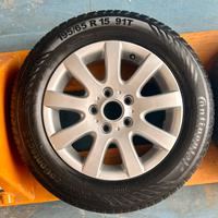 2 cerchi VW con gomme CONTINENTAL