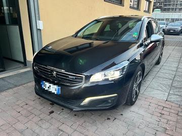 PEUGEOT 508 BlueHDi 180 EAT6 S&S SW Allure