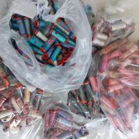 Stock  558 rocchetti Cucirini 3 rosso