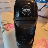 Lavazza a modo mio macchina Tiny + omaggio