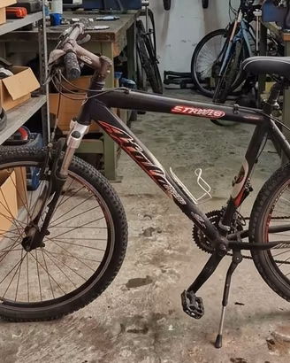 bicicletta mountain bike marca Atala