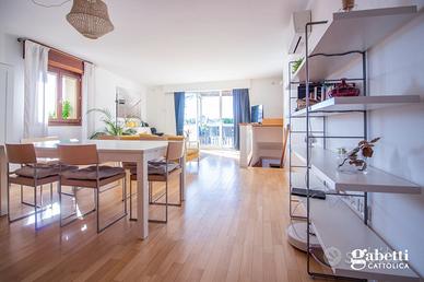 Attico/Mansarda Cattolica [P740/2VRG]