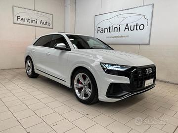 Audi Q8 SQ8 4.0 TFSI 507cv quattro Tiptronic-LEGGI