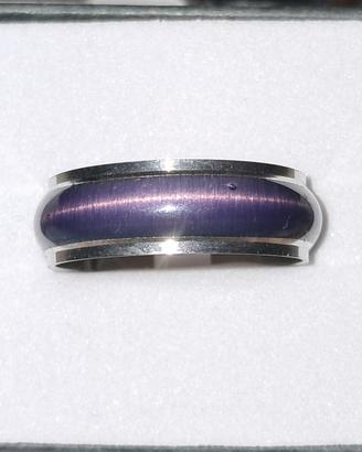 Anello in acciaio inox con inserto viola