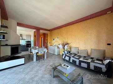 4 LOCALI A VAL DELLA TORRE