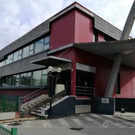 Immobile di 700 m² con più di 5 locali a Empoli