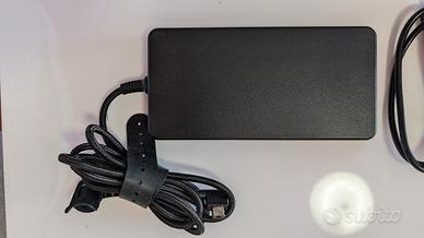 Razer caricabatterie Model LW-230/118/195/018