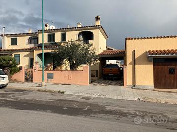 Villetta a schiera permuto